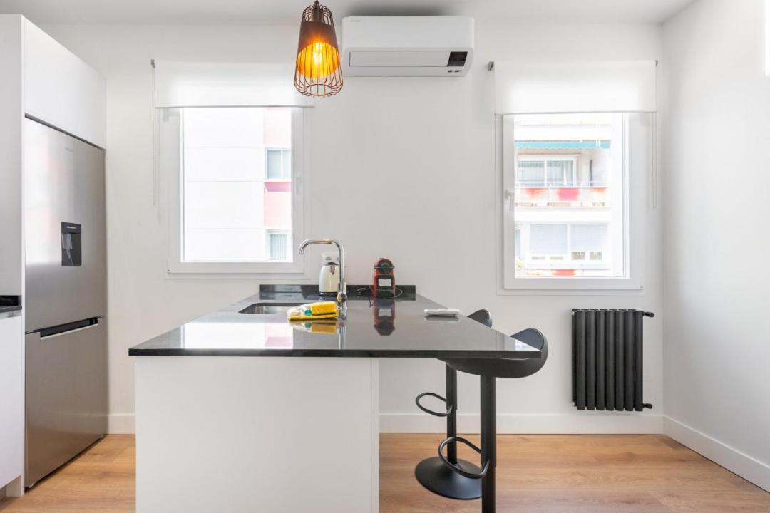 1 Bedroom 1 Bathroom Furnished - Salamanca - Modern - Mintystay Madrid Exterior photo